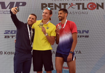 Les Bleus démarrent en fanfare ! L'Or par équipe aux Championnats d'Europe à Antalya !